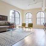 Spacious 2br Fidi District Centrally Located * Boston