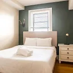 Luxury 4br 3ba In Fenway W Epic Roof Deck Boston
