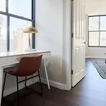 Spacious Fidi 2br 2ba Close To Everything