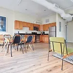 Spacious 2br Fidi District Centrally Located Apartment Boston