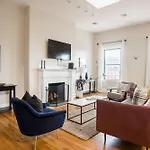 Luxury 4br 3ba In Fenway W Epic Roof Deck * Boston