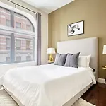 2Br 2Ba Fidi Apt Keyless Entry Walk Anywhere