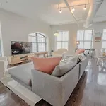 Apartment Bright And Bold 2 Bedroom Unit Minutes From The T