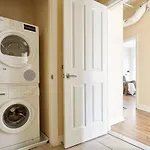 Bright And Bold 2 Bedroom Unit Minutes From The T * Boston