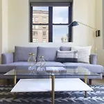 Elegant 2 Bed 2 Bath Furnished Apartment In Fidi