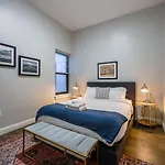 Keyless Entry Laundry In Unit Pet Friendly