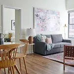 Wonderful Fidi 2Br With Keyless Entry