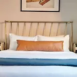 Spacious 4Bed Loft Downtown Boston Beacon Hill