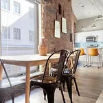 Spacious 4bed Loft Downtown Beacon Hill Apartment