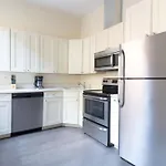 Boston Fidi Studio Laundry In Building Fast Wifi