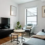 Apartment Modern 1brs Steps From Common And South End Boston