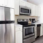 Downtown Studio Students Welcome Washer And Dryer