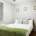 Perfect Traveling Nurse Housing In Theatre District