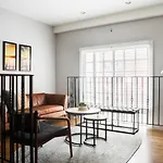 Apartment Perfect Traveling Nurse Housing In Theatre District *