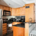 Perfect Traveling Nurse Housing In Theatre District