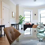 Lovely Fenway 1br In Historic Building