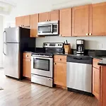 Bold And Spacious 2 Bed In Boston Financial District