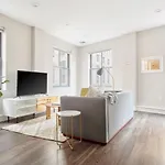 Comfy Financial District 1 Bed With Keyless Entry
