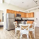 Fidi 2 Bedroom With Keyless Entry And Fully Furnished Apartment *