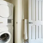 Open Air 2br In Fidi Close To Everything Apartment Boston