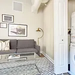 Fidi 2 Bedroom With Keyless Entry And Fully Furnished Boston