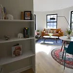 Comfy Back Bay Alcove Apartment Boston