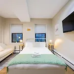 Studio Nestled In Back Bay
