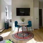 Apartment Comfy Back Bay Alcove *