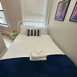 Spacious Studio Back Bay