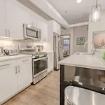 Apartment Luxury 2 Bedroom Boston