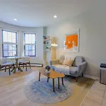 Elegant Prudential Area Studio