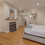 Classic 2bed 2bath W Patio In Back Bay