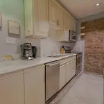 Classic 2bed 2bath W Patio In Back Bay Apartment *