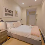 Classic 2Bed 2Bath Apartment W Patio In Back Bay