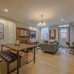Apartment Classic 2bed 2bath W Patio In Back Bay