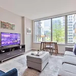 Luxury Apt In Seaport With Gym