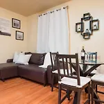 1Br In The Heart Of Downtown Boston Famous Nightlife Theater District With Bed Full Of Promises Td Garden Common Park Mbta