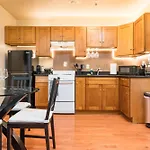 1Br In The Heart Of Downtown Boston Famous Nightlife Theater District With Bed Full Of Promises Td Garden Common Park Mbta