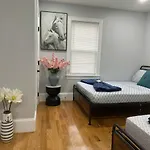 85b Brand New 3br, 2ba, Walk To Transit, Near Apartment *