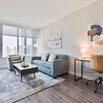 Luxury In Heart Of Seaport Apartment *