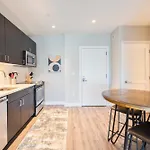 Apartment Luxury In Heart Of Seaport Boston