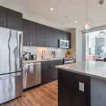 Modern In Seaport With Gym * Boston