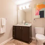 Apartment Modern In Seaport With Gym