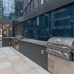 Private Apt Downtown Near Harbor