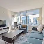 Private Downtown Near Harbor Apartment *