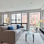 Apartment Chic North End Escape Near Waterfront *