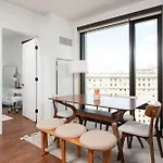 Back-bay Lux 2br With Rooftop And Parking Apartment *