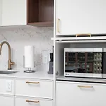 Back-bay Lux 2br With Rooftop And Parking Boston