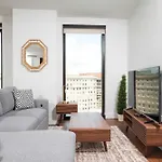 Back-bay Lux 2br With Rooftop And Parking Apartment *