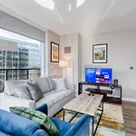 Luxury With Balcony In Seaport Apartment Boston